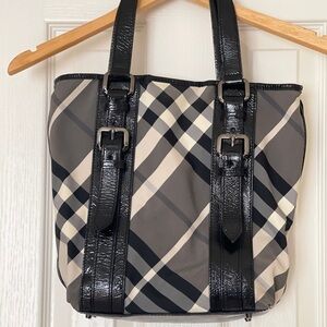 Burberry tote bag